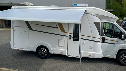 Neues Thule Markisentuch am Wohnmobil – individuell getauscht und passgenau montiert Getauschtes Thule Markisentuch an einem Wohnmobil – neue Bespannung nach Maß, UV-beständig und wasserdicht